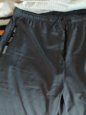 Women's n's Grey Athletic  Pants with Drawstring. 2XL. New